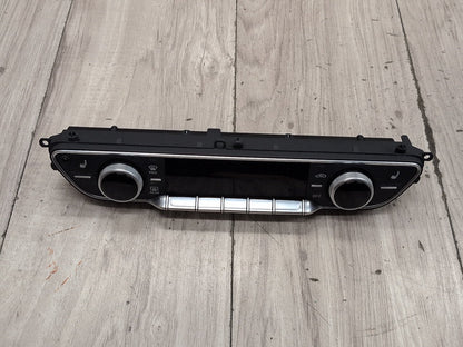 2018-2023 Audi S4 B9 Front AC Heater Climate Control Switch 8W0820043T