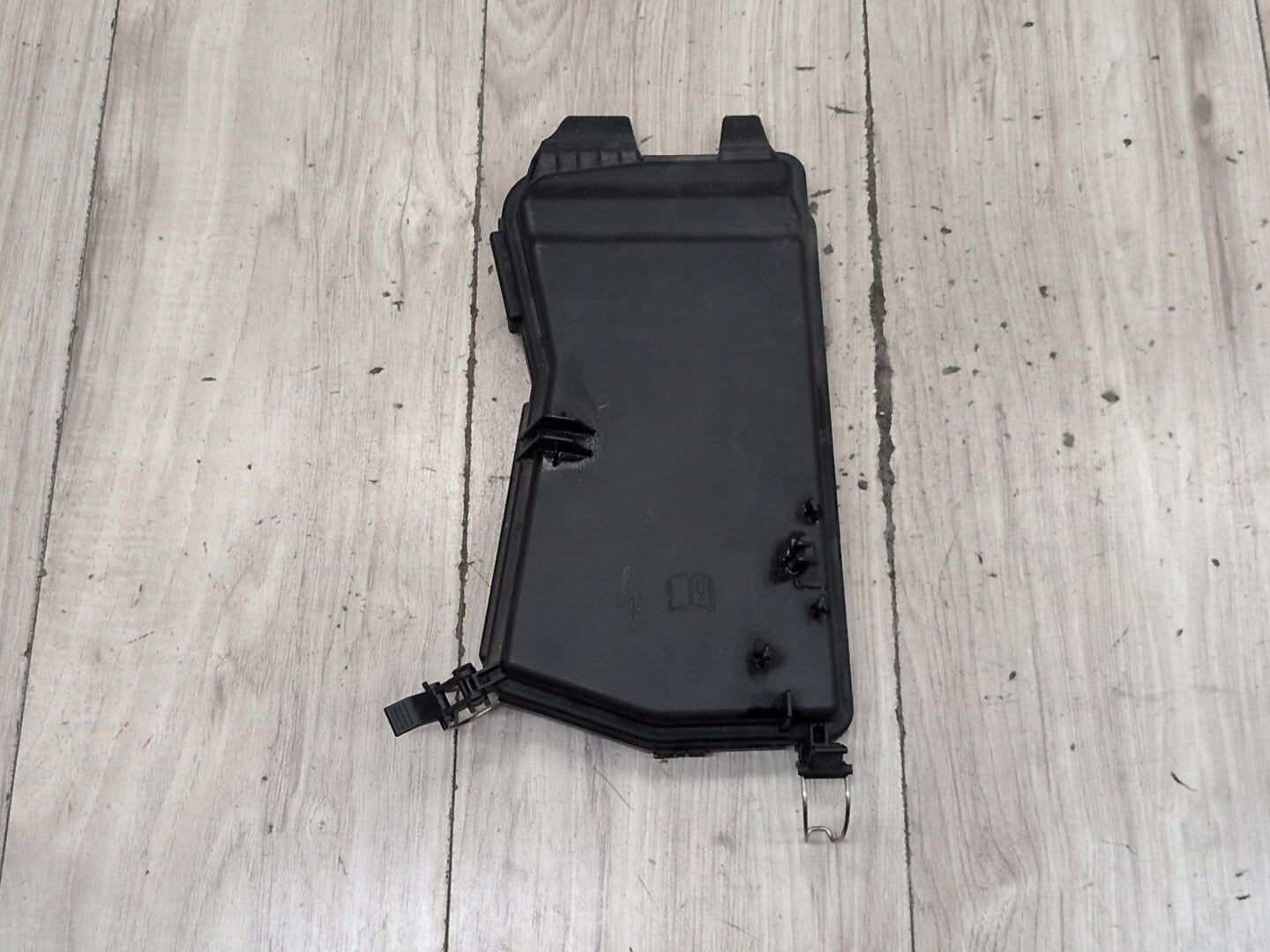 09-12 OEM Mercedes-Benz E550 W212 Front Power Distribution Fuse Box Cover Lid