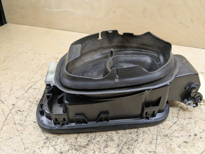 2016-2019 BMW 740i G12 Gas Cover Assembly 7358677 OEM