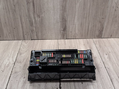 2012-2018 BMW M6 F06 Front Power Distribution Fuse Box 9252815