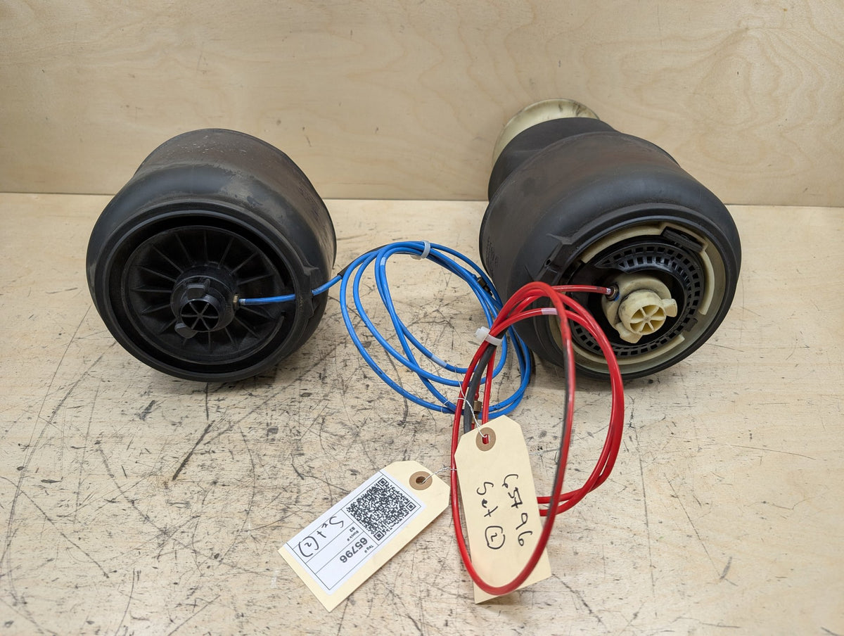 2010-2017 BMW 535i GT xDrive F07 Rear Left Right Air Suspension Pneumatic Air Bag Springs SET 6781843 OEM