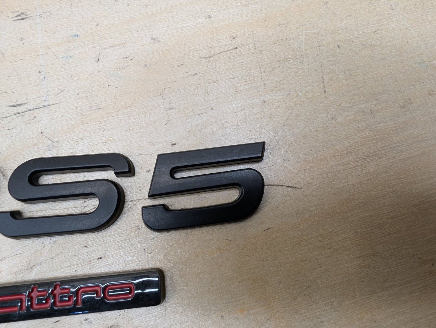2011-2017 Audi RS5 8T Rear Liftgate Trunk Lid RS5 Quattro Emblem PN: 8T0853736F