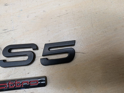 2011-2017 Audi RS5 8T Rear Liftgate Trunk Lid RS5 Quattro Emblem PN: 8T0853736F