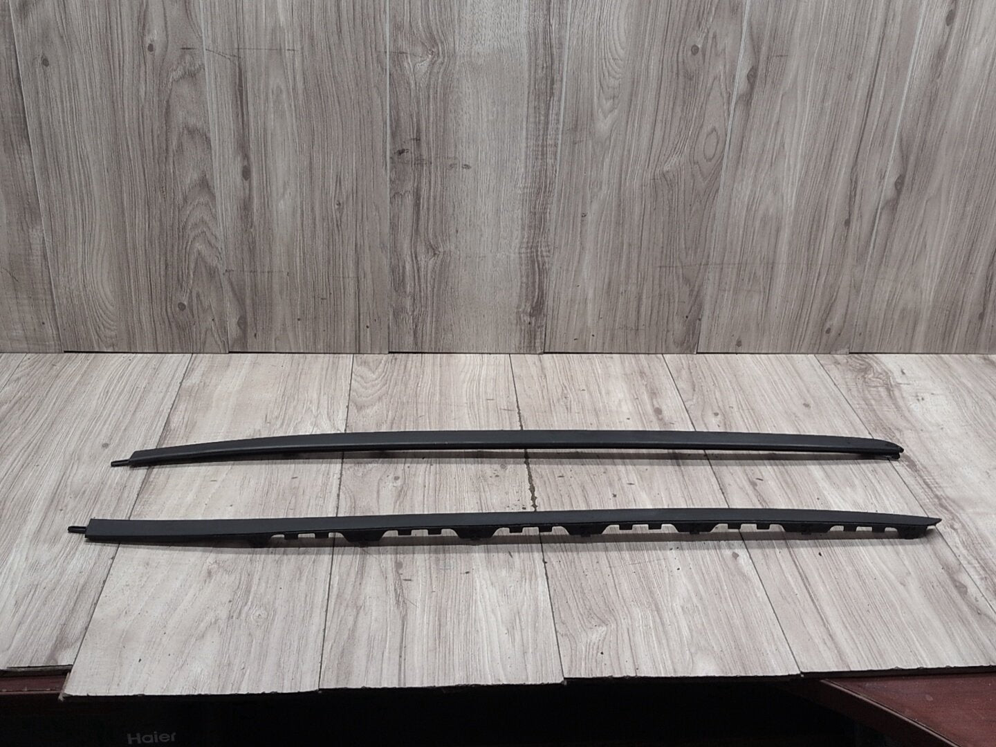 2014-2018 BMW X5 F85 Front Left Right Side Windshield Drip Trim Molding SET 7462205