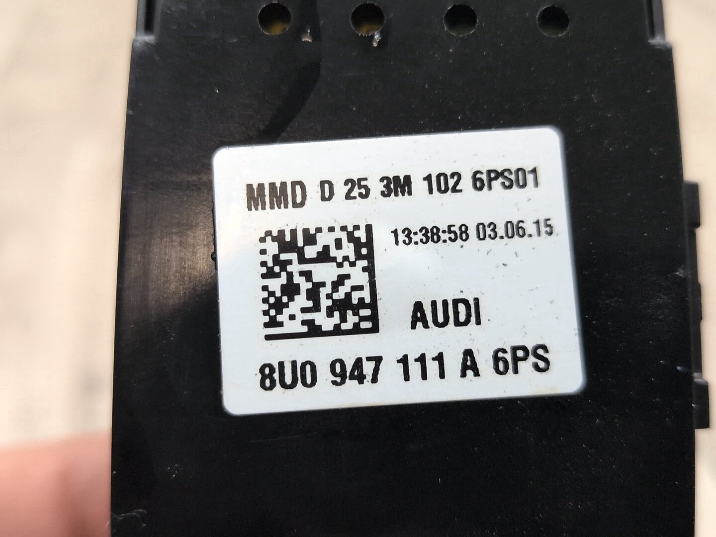 2015-2018 Audi Q3 8U Headliner Overhead Dome Light Switch Module 8U0947111A