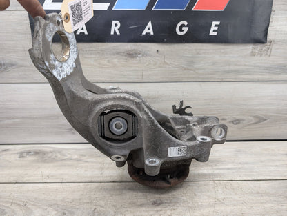 2009 - 2017 Audi Q5 8R Rear Left Driver Spindle Knuckle w/ Bearing 8R0505431F EA888