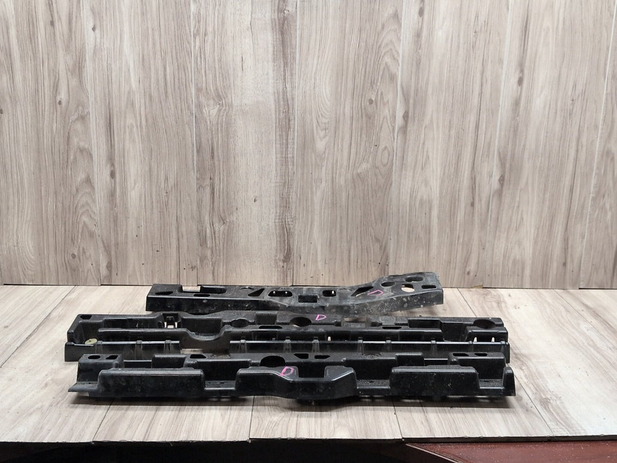 2017-2023 BMW M550i G30 Left Driver Side Skirt Rocker Panel Brackets SET 7387347 OEM