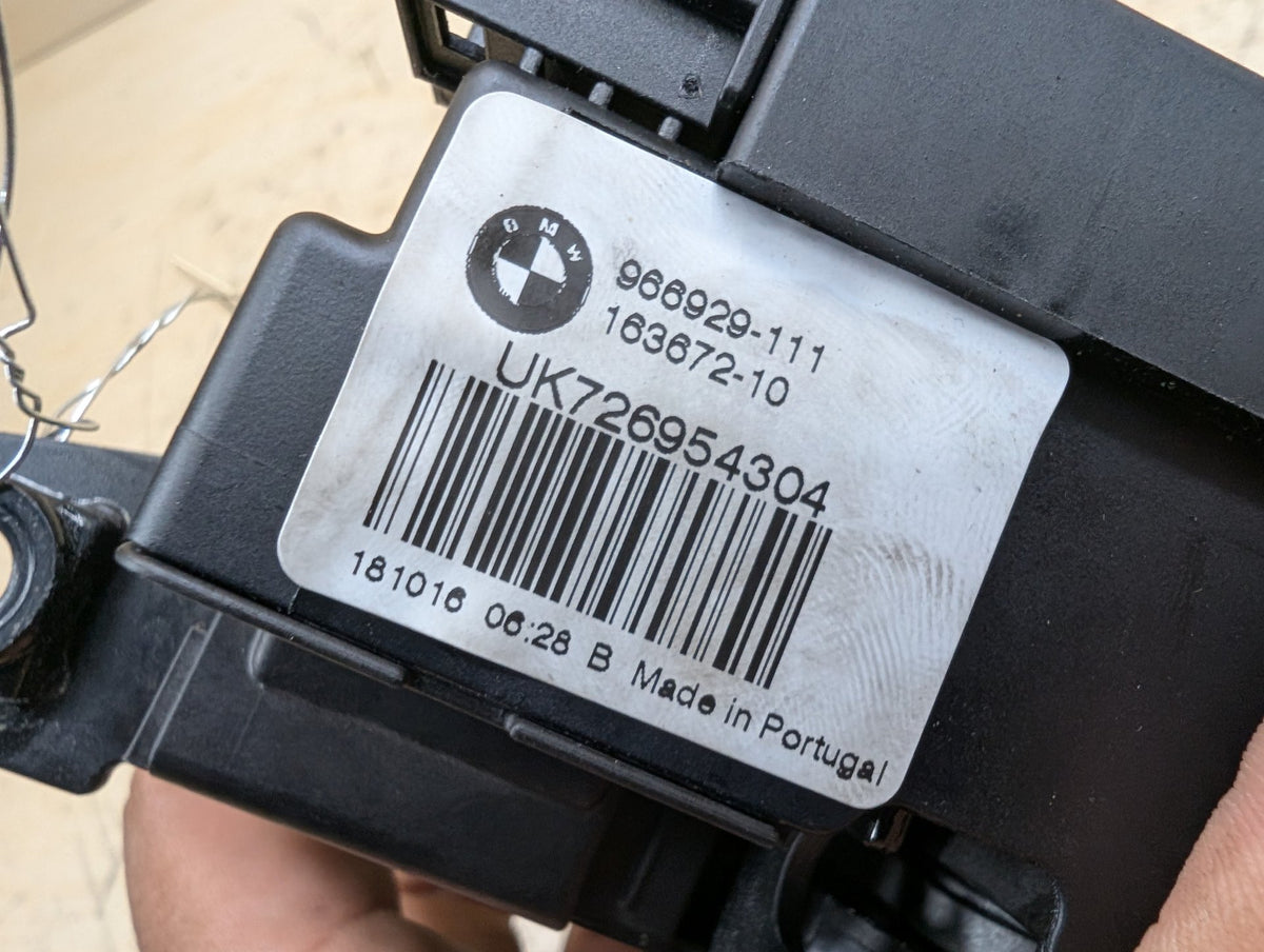 2010-2017 BMW 535i GT xDrive F07 Liftgate Trunk Lid Liftgate Lock Latch Actuator 7269543 OEM