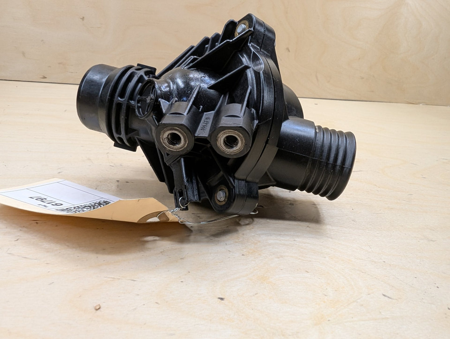 2007-2013 BMW E93 335i N54B30A Engine Motor Heat Coolant Thermostat 7549476
