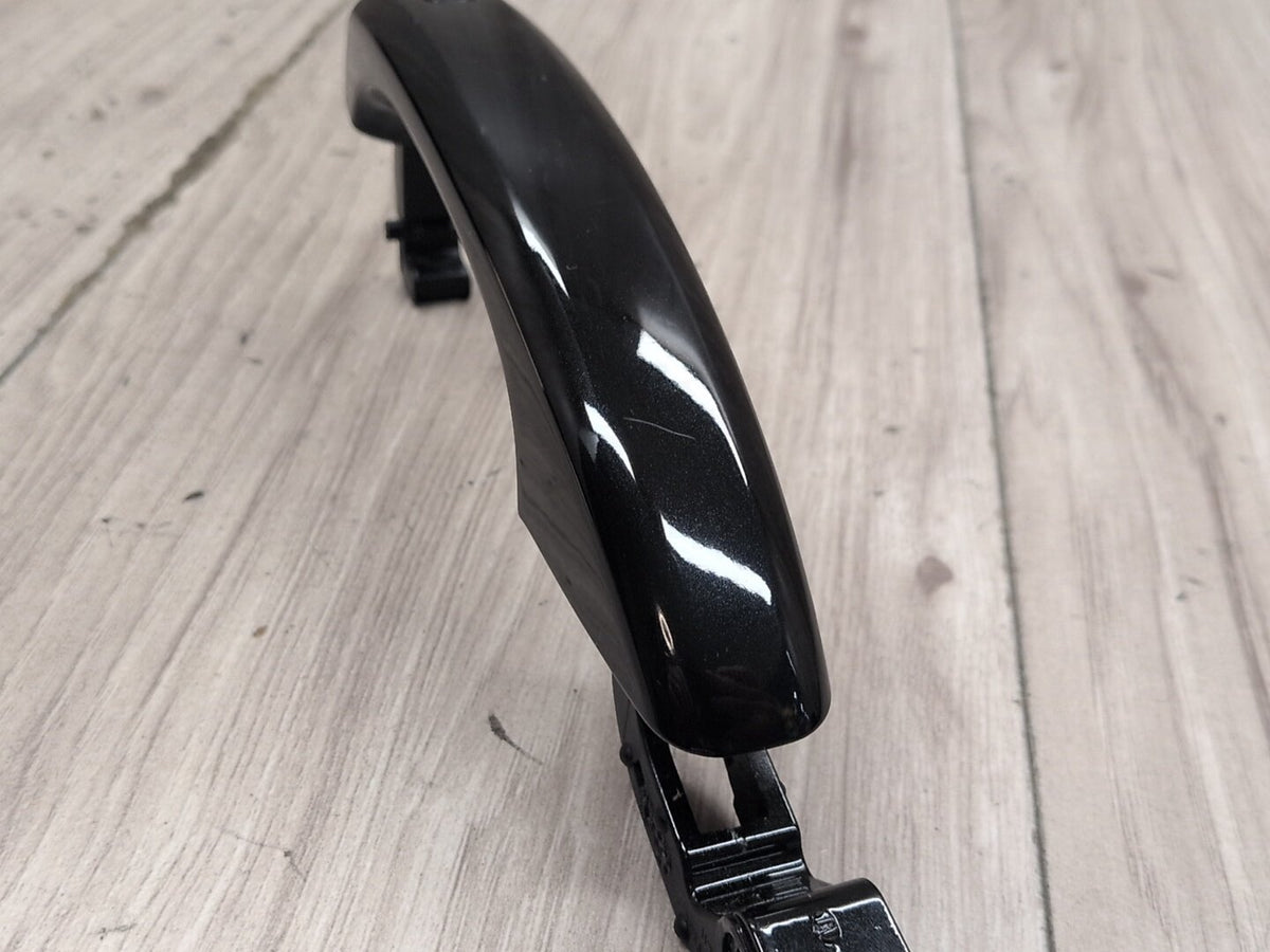 2015-2018 Audi Q3 8U Front or Rear Left Driver Exterior Door Handle w/ Comfort Access 8T0837205A OEM