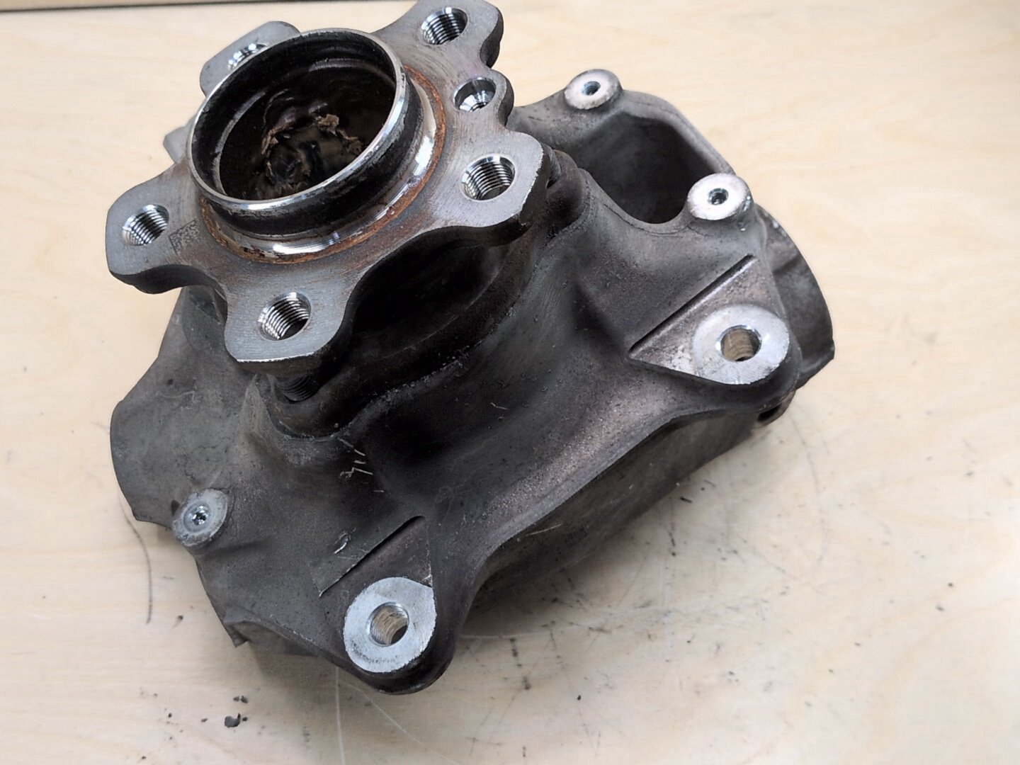 OEM BMW G01 G02 X3 X4 FRONT Left Driver Side Knuckle Spindle Wheel Hub Bearing