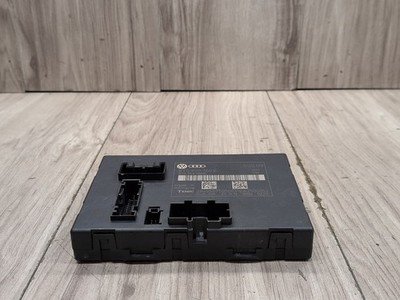 2008-2017 Audi S5 8T Front Left or Right Seat Control Module 8T0959760E OEM