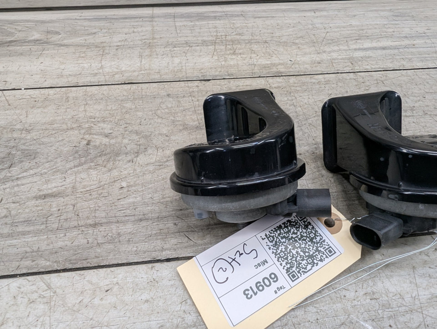 2008-2013 BMW 128i E82 Alarm Horns SET 7195540