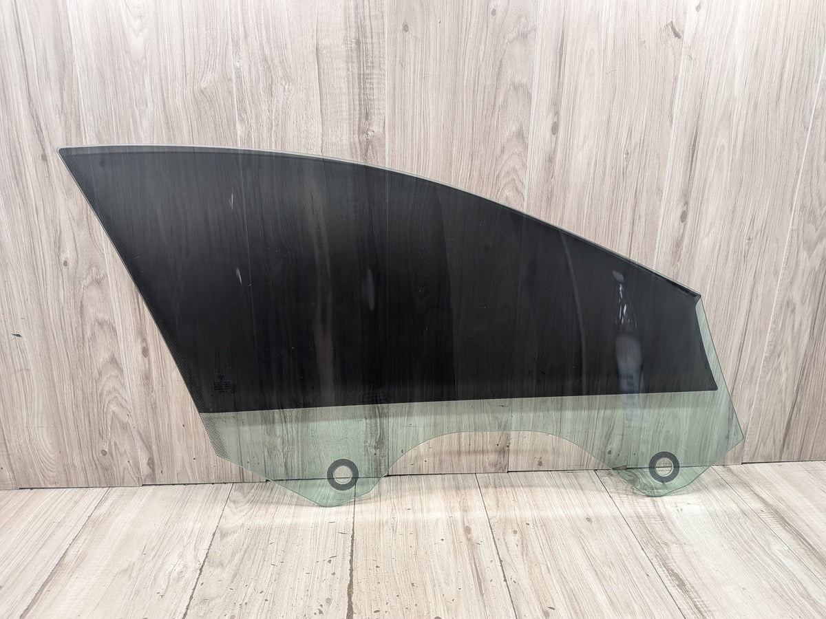 2015-2018 BMW X5 F85 Front Left Driver Door Window Glass 7470631 OEM