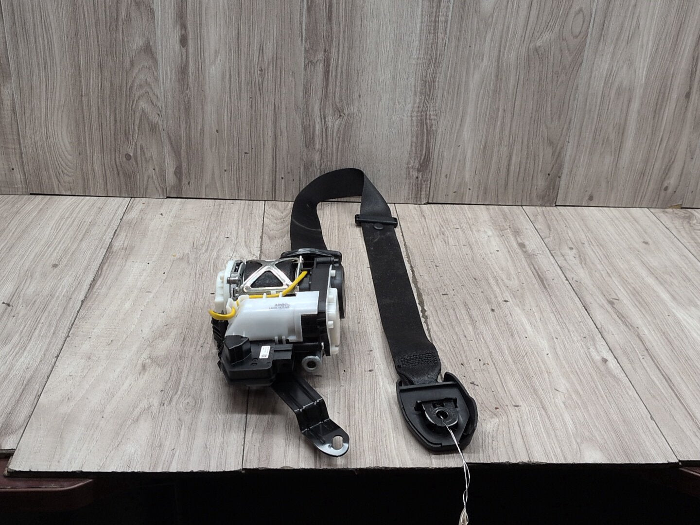 OEM BMW G01 G02 F97 F98 X3 X4 Front Right Passenger Seat Belt Seatbelt Retractor