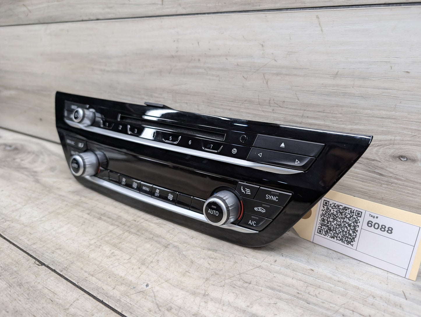 2017-2023 BMW 530i G30 Front AC Heater Climate Control Switch 6834429