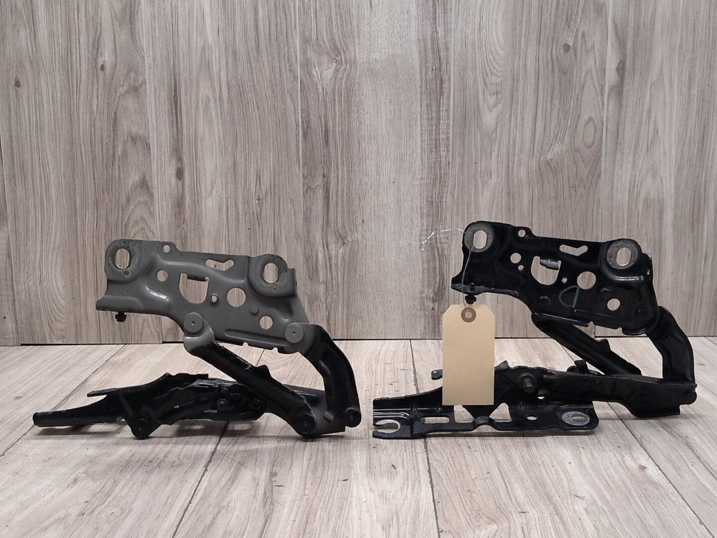 OEM BMW F90 F93 G12 G14 G15 G16 G30 M5 M8 Hood Bonnet Left Right Hood Hinges SET