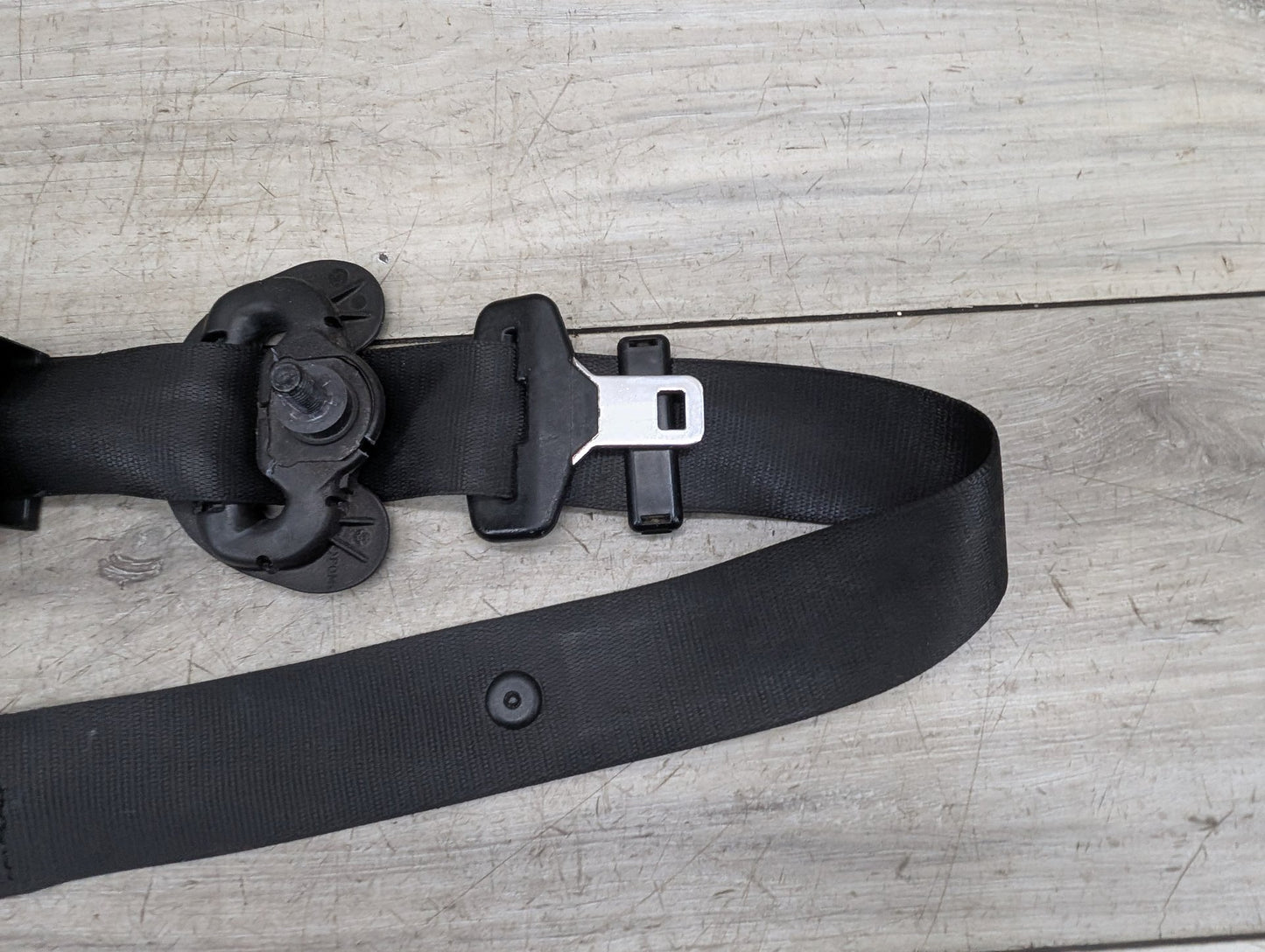 09-11 OEM BMW E90 E91 328 335 LCI Front Left Driver Seat Belt Retractor Black