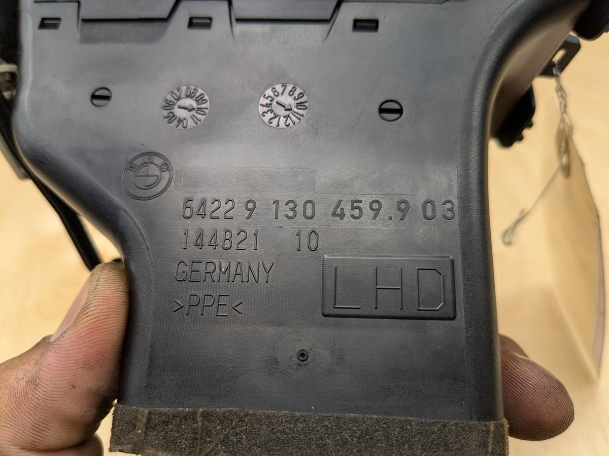 06-13 OEM BMW E90 E92 E93 335 328 M3 Left Driver Side Dashboard Air Vent