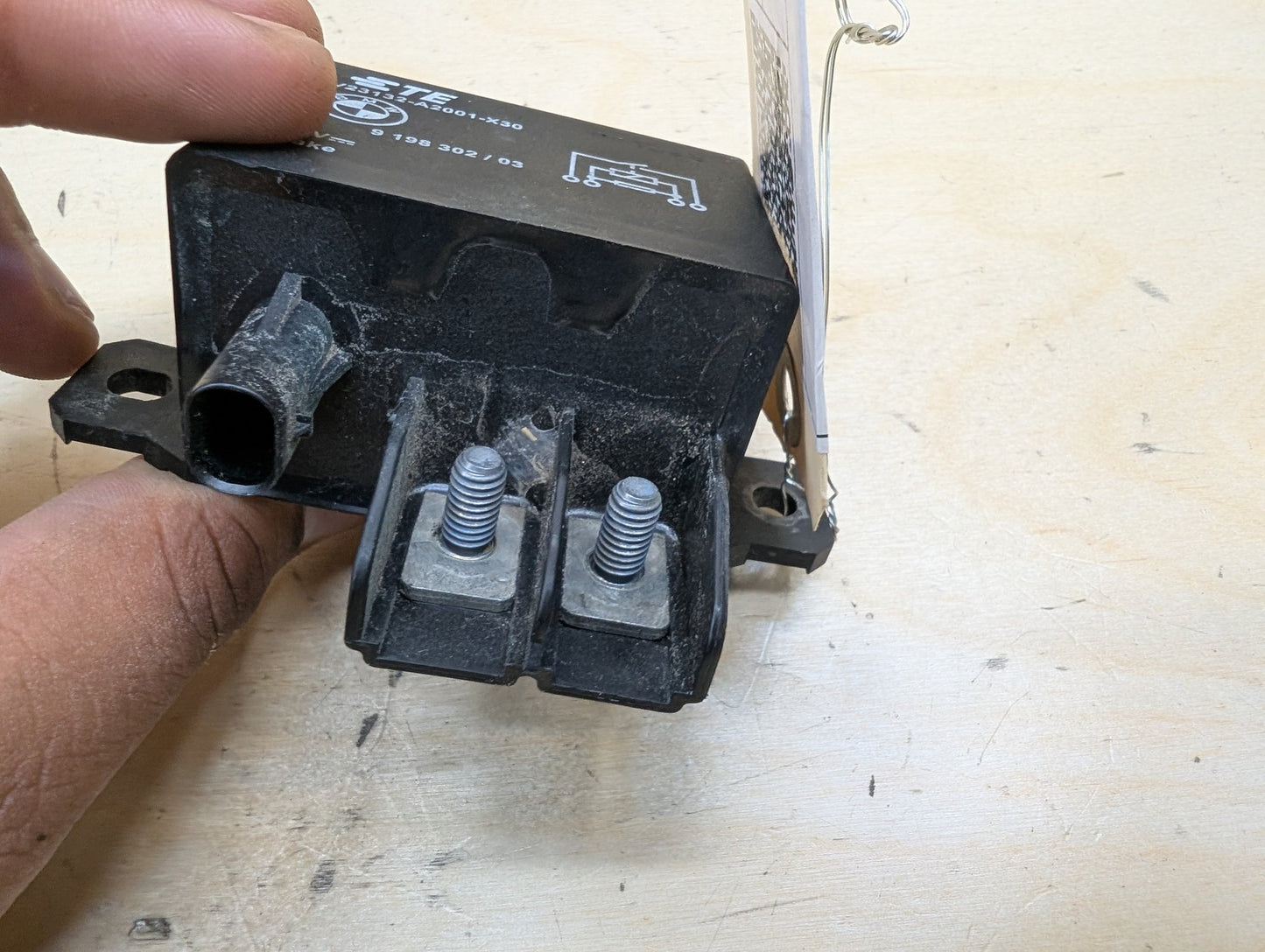 OEM BMW F10 F13 F02 F30 F32 F80 F82 F85 M3 M4 M6 Cooling Fan Relay Control 130A