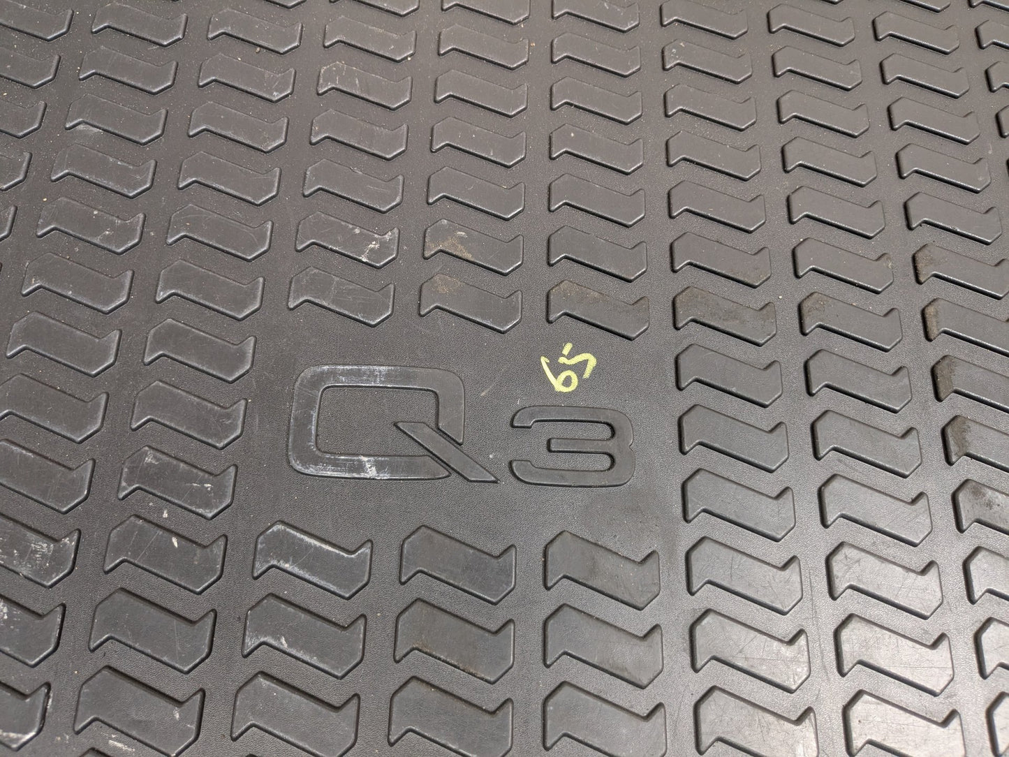 2015-2018 Audi Q3 8U Rear Cargo All Weather Mat Carpet Floor Mat 8u0061180