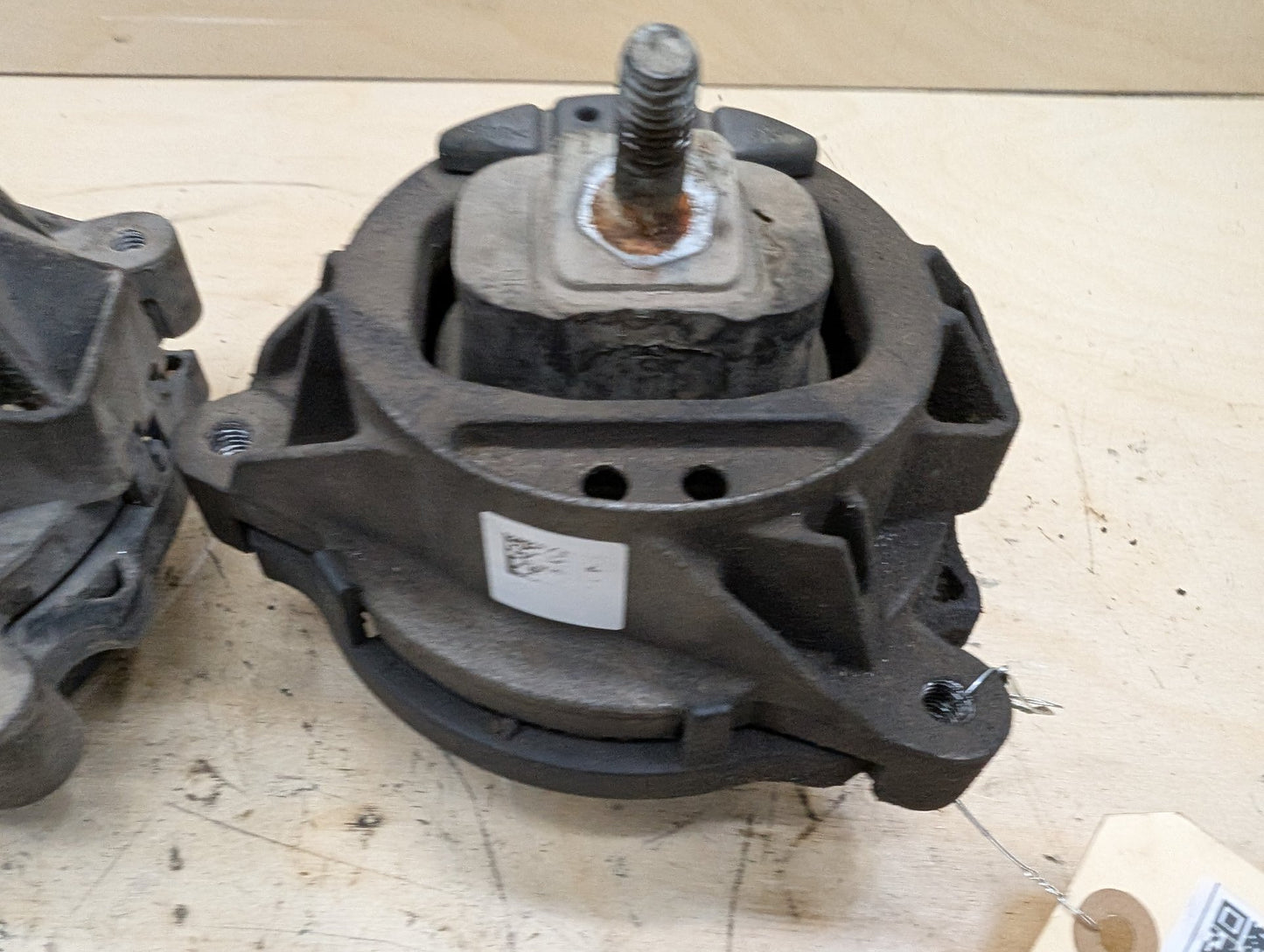 2012-2018 BMW F30 328i N20B20O0 Left Right Engine Bracket Support Mount SET 6787657