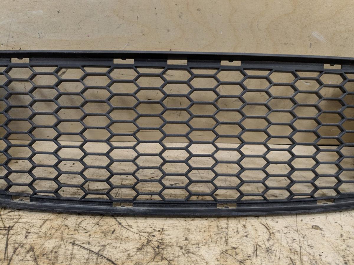 2008-2013 BMW 135i E88 Front Middle Center Bumper Cover Grille 8045432 OEM