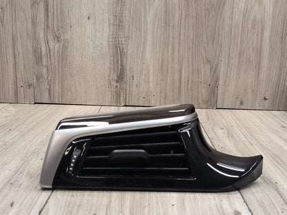 OEM BMW F90 M5 G30 G32 530 540 M550 640 Left Driver Side Air AC Vent Dash Grille
