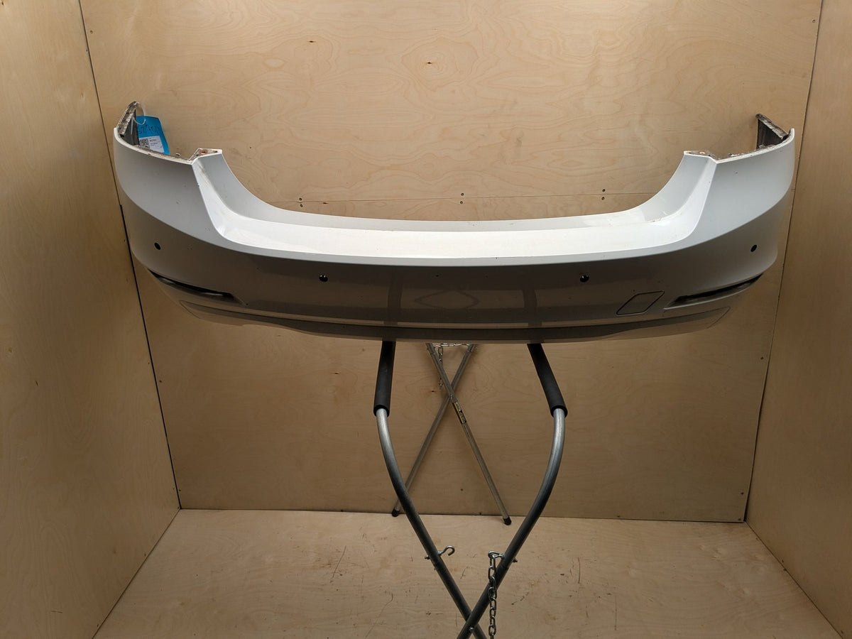 12-15 OEM BMW F30 Sedan REAR Bumper Single Exhaust Cover w/ PDC WHITE 300