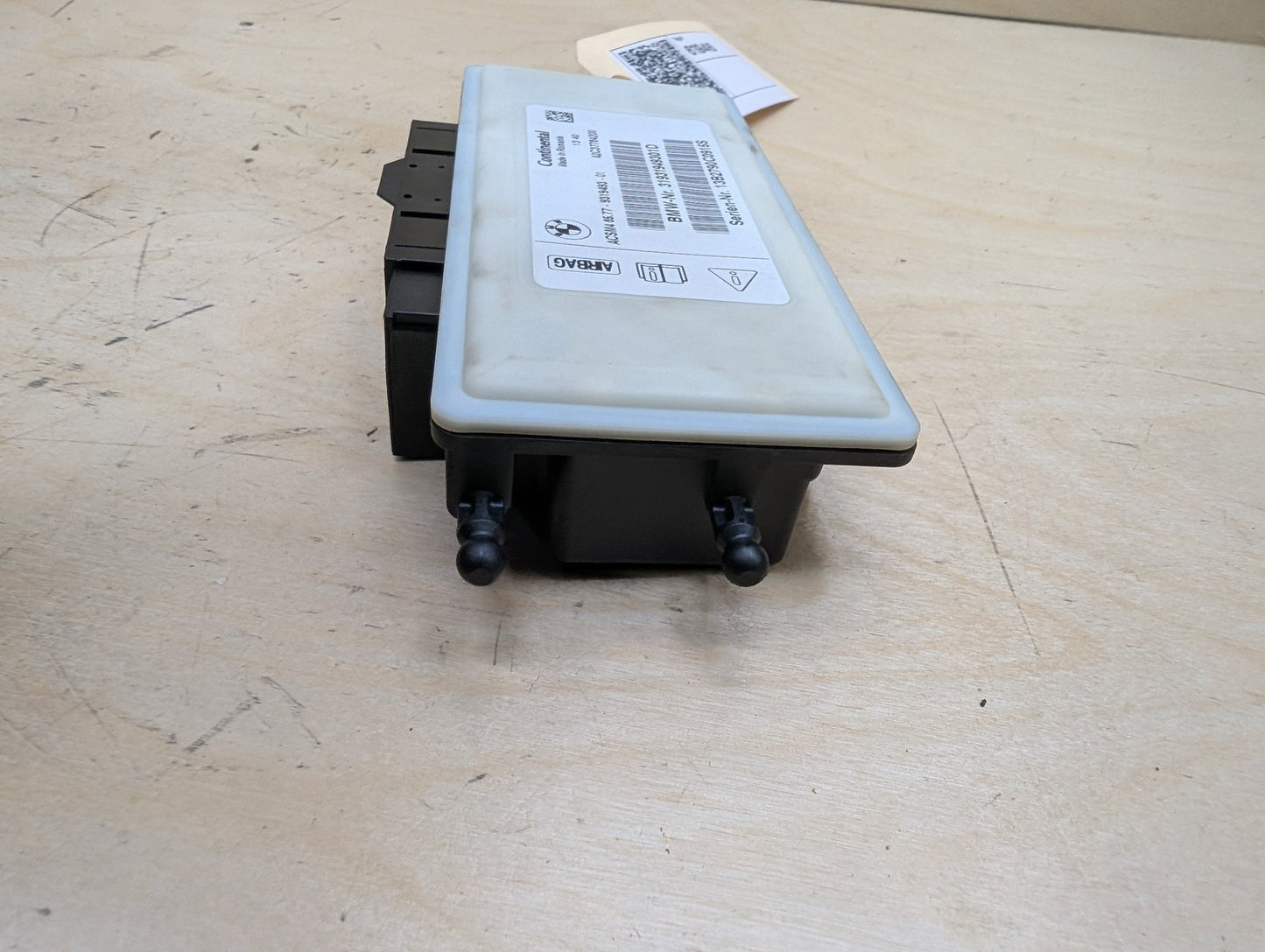 2011-2016 BMW X3 F25- PN: 9319493