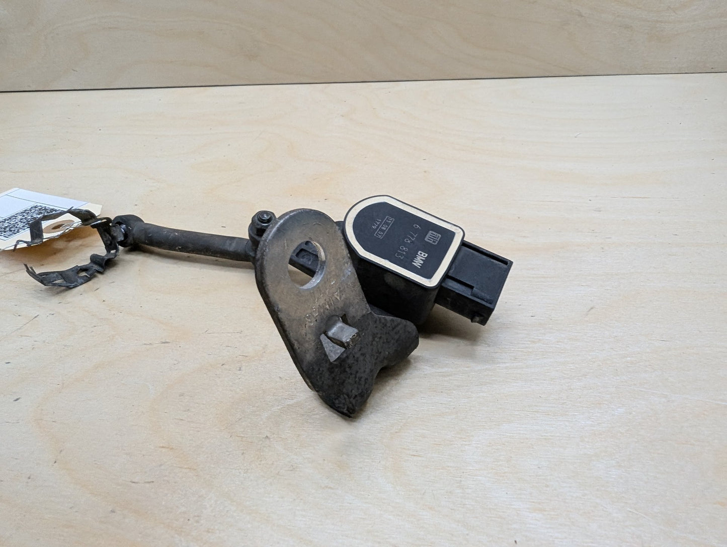 2007-2013 BMW 335i E93 Suspension Height Level Sensor 6778813