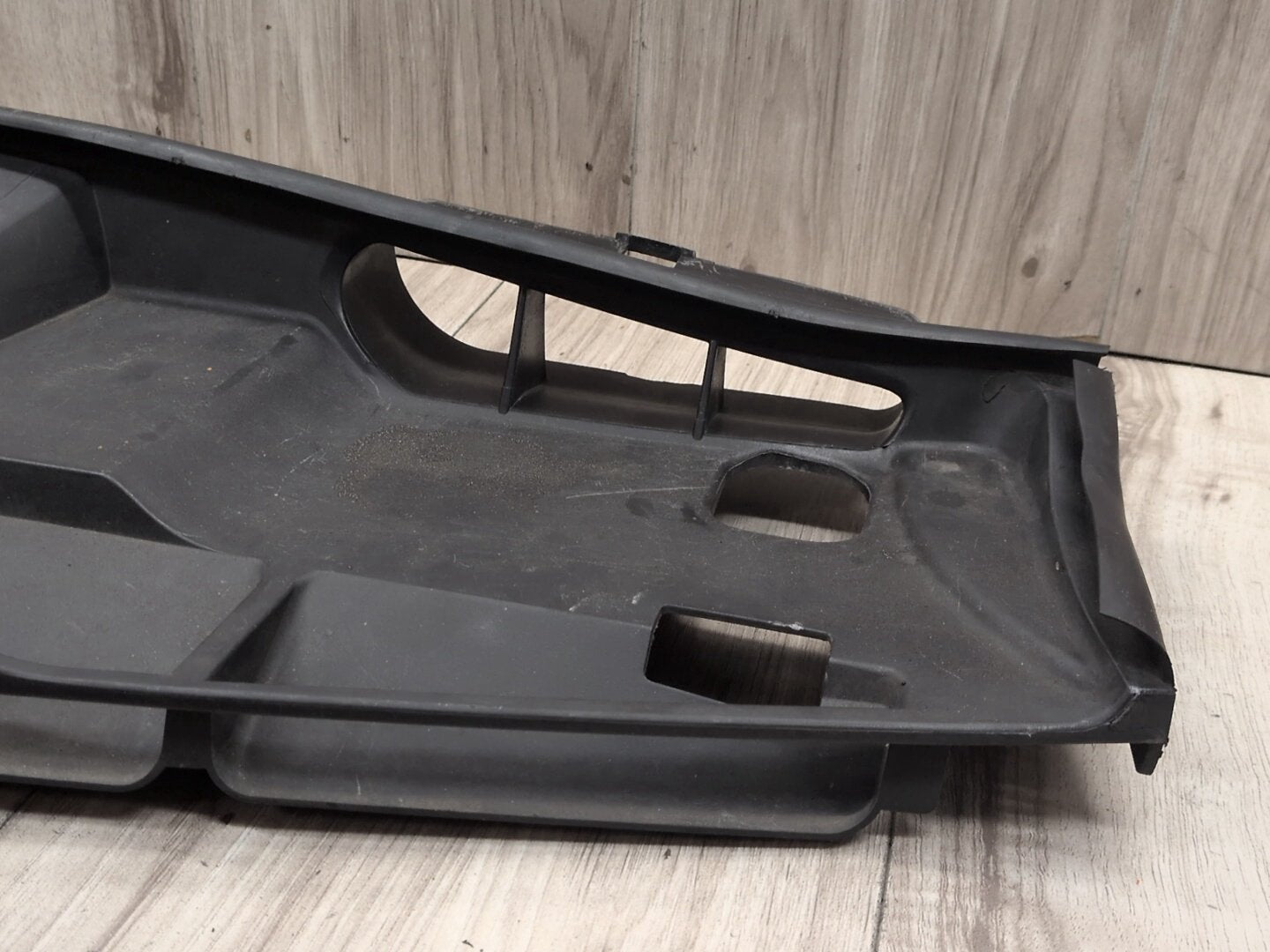 OEM Mercedes-Benz E550 W212 Front Upper Engine Bay Radiator Support Brace Cover