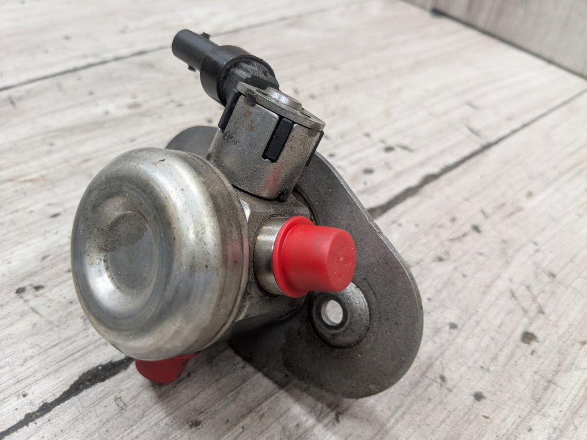 16-20 OEM BMW G11 G12 750 G30 M550 Engine N63R HPFP High Pressure Fuel Pump 1-4
