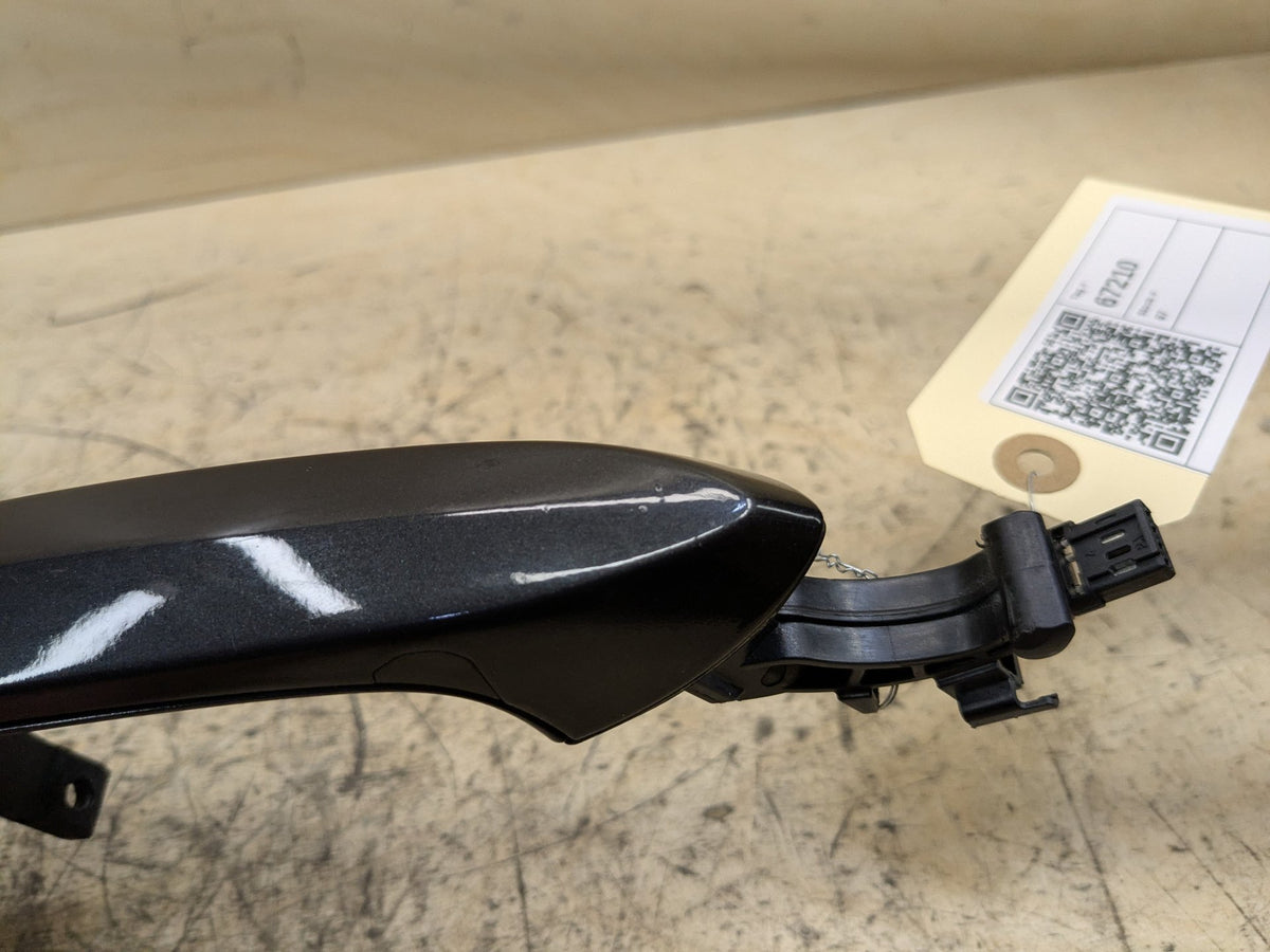 2018-2023 BMW M550i G30 Front or Rear Right Passenger Exterior Door Handle w/ Comfort Access 8492204 OEM
