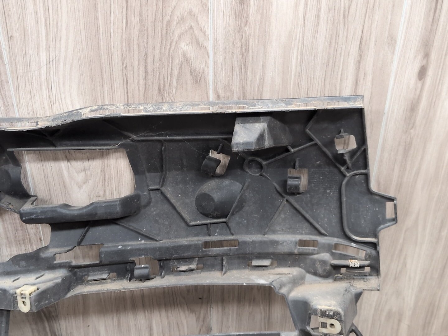 2016-2022 BMW 750i G12 Rear Left Driver Bumper Support Bracket 8061129 OEM