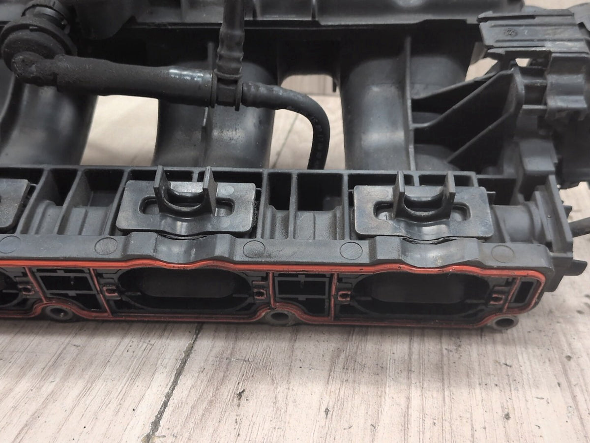 2015-2018 Audi 8U Q3 CCTA Engine Motor Intake Manifold 06J133185F