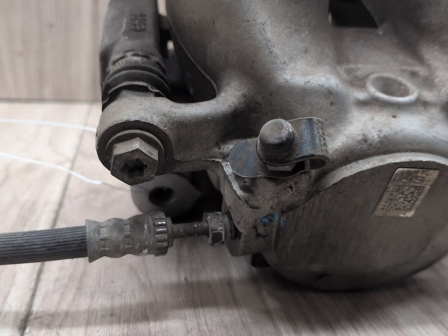 OEM BMW G01 G20 G22 G23 G26 G29 X3 330 430 FRONT Right Passenger Brake Caliper