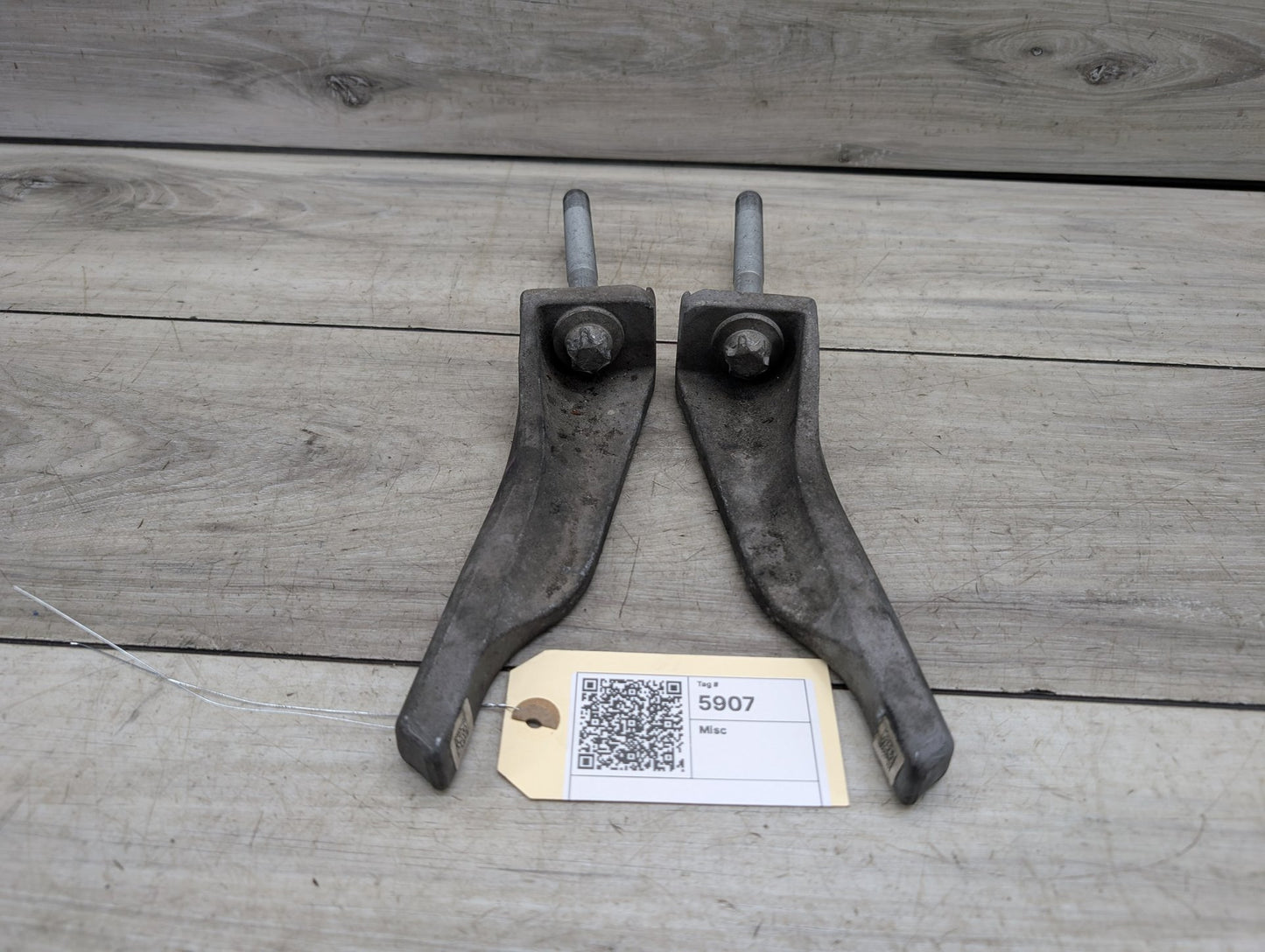 16-22 OEM BMW G12 740 750 Front Left Right Side Suspension Crash Lever Bracket