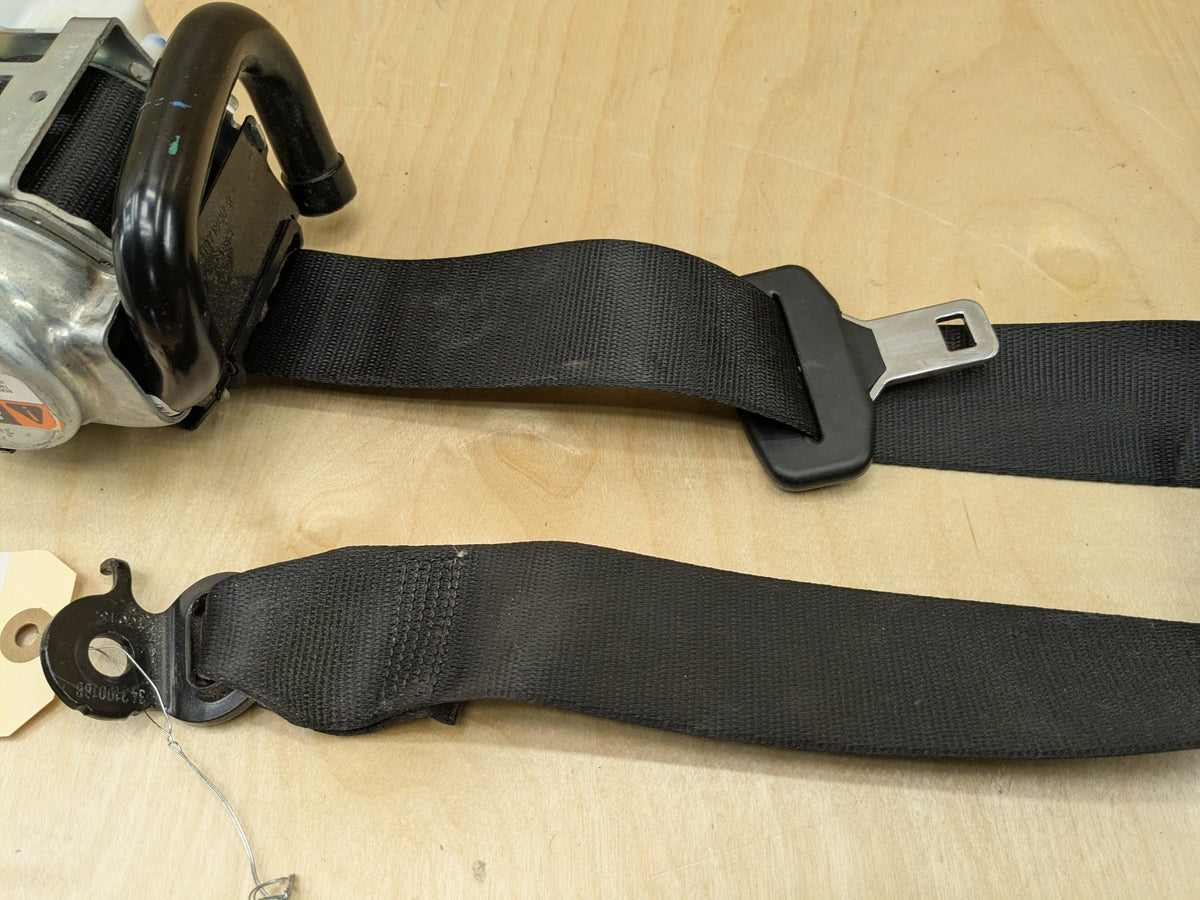 OEM BMW F97 G01 G02 X3 REAR Right Passenger Seat Belt Seatbelt Retractor Black