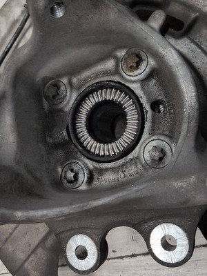 2012-2018 BMW M6 F06 Rear Left Driver Spindle Knuckle w/ Bearing 2284141 OEM