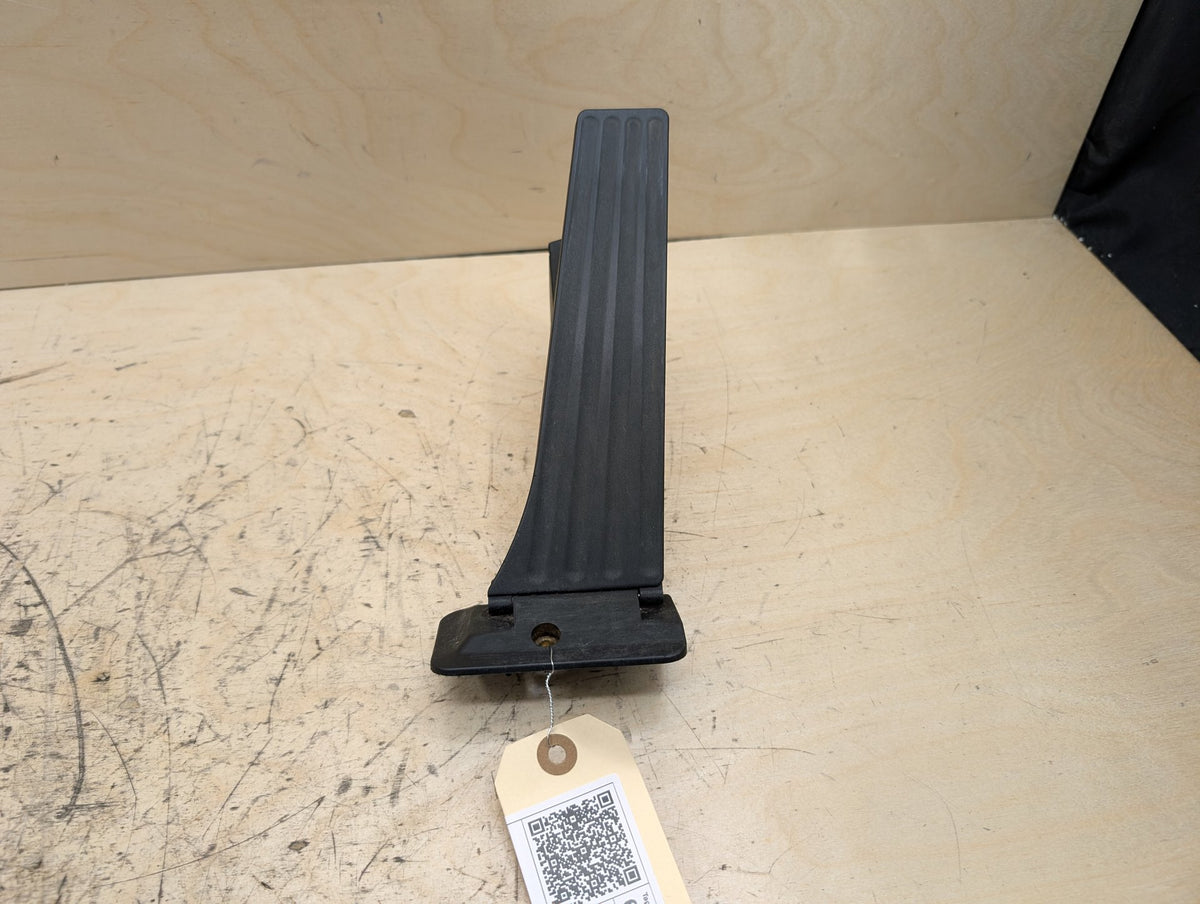OEM BMW F15 F25 F30 F36 G01 G05 G12 G20 Accelerator Throttle Gas Pedal Sensor