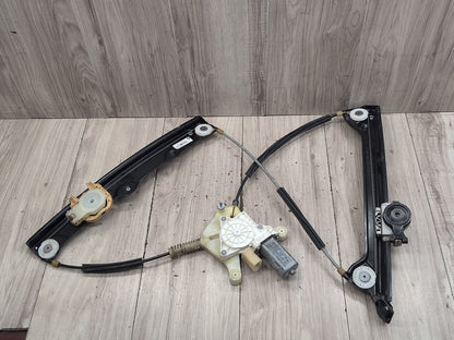 2012-2018 BMW M6 F06 Front Left Driver Door Window Glass Regulator w/ Motor 7275397