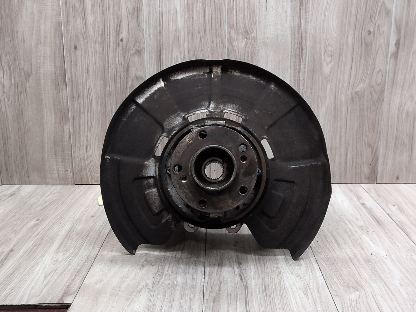 OEM BMW F85 F86 F15 F16 X5 X6 REAR Right Passenger Spindle Hub Carrier Knuckle