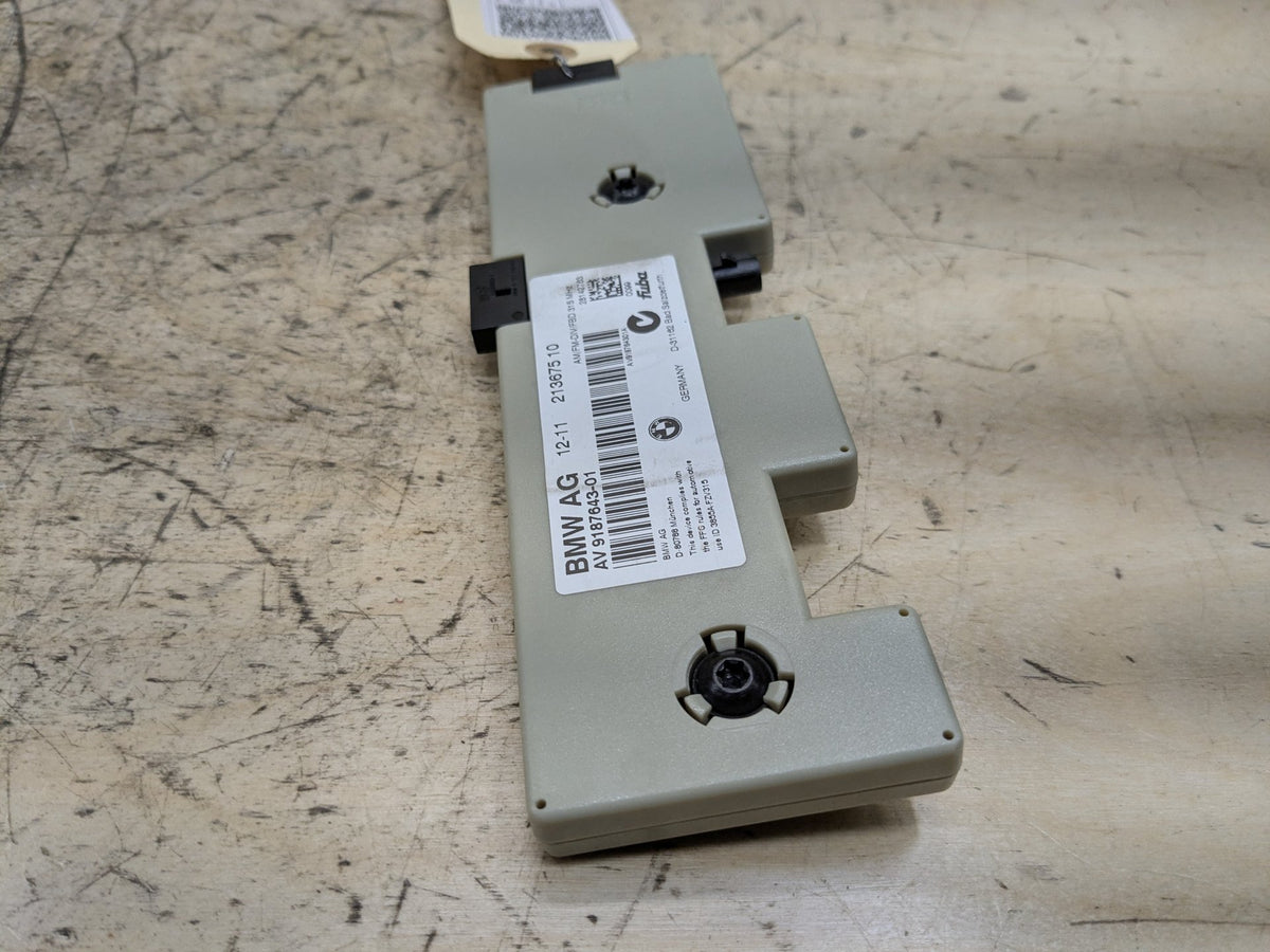 2007-2013 BMW 328i E92 Antenna Telematics Control Module 9187643 OEM