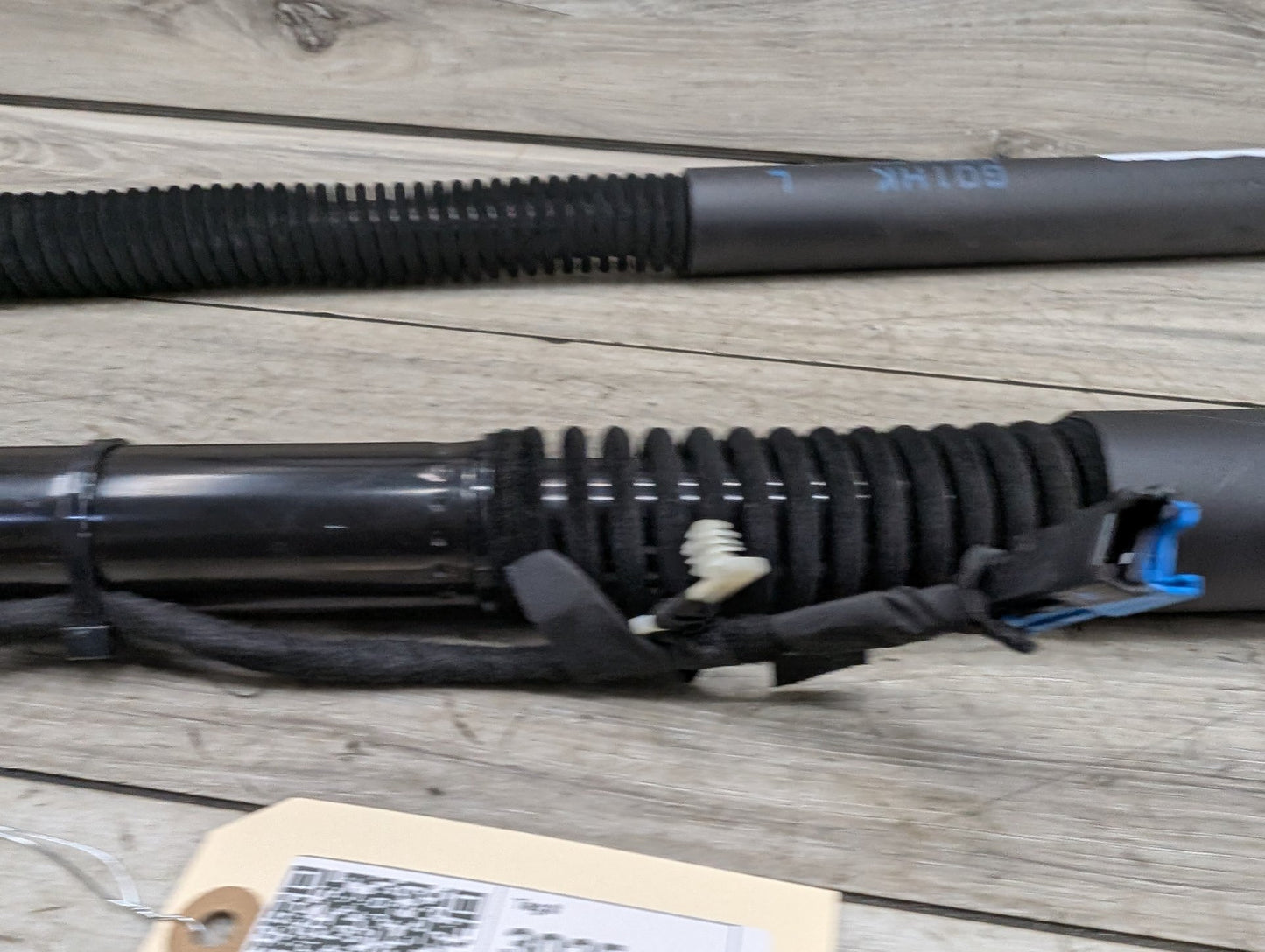 18-24 OEM BMW G01 F97 X3 X3M Rear Left Right Liftgate Shock Strut Lift Supports