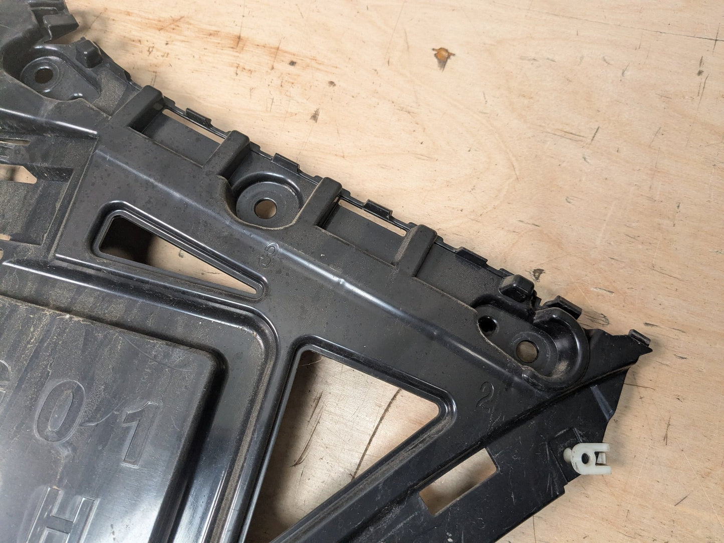 18-21 BMW G01 F97 X3 Rear Bumper Right Passenger Side Brackets Mounts Supports