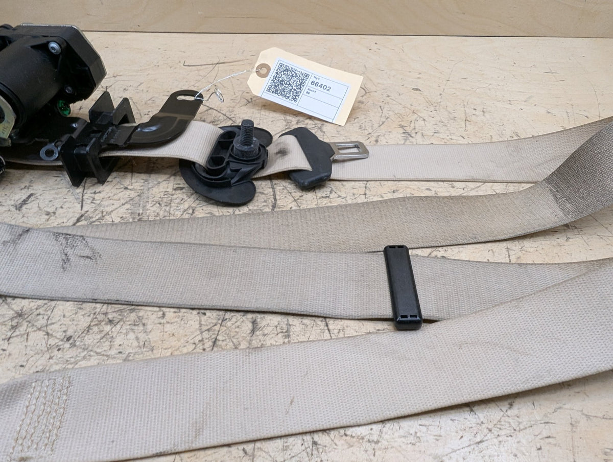 2019-2026 BMW 330i G20 Front Right Passenger Seatbelt Seat Belt Retractor 7496306 OEM