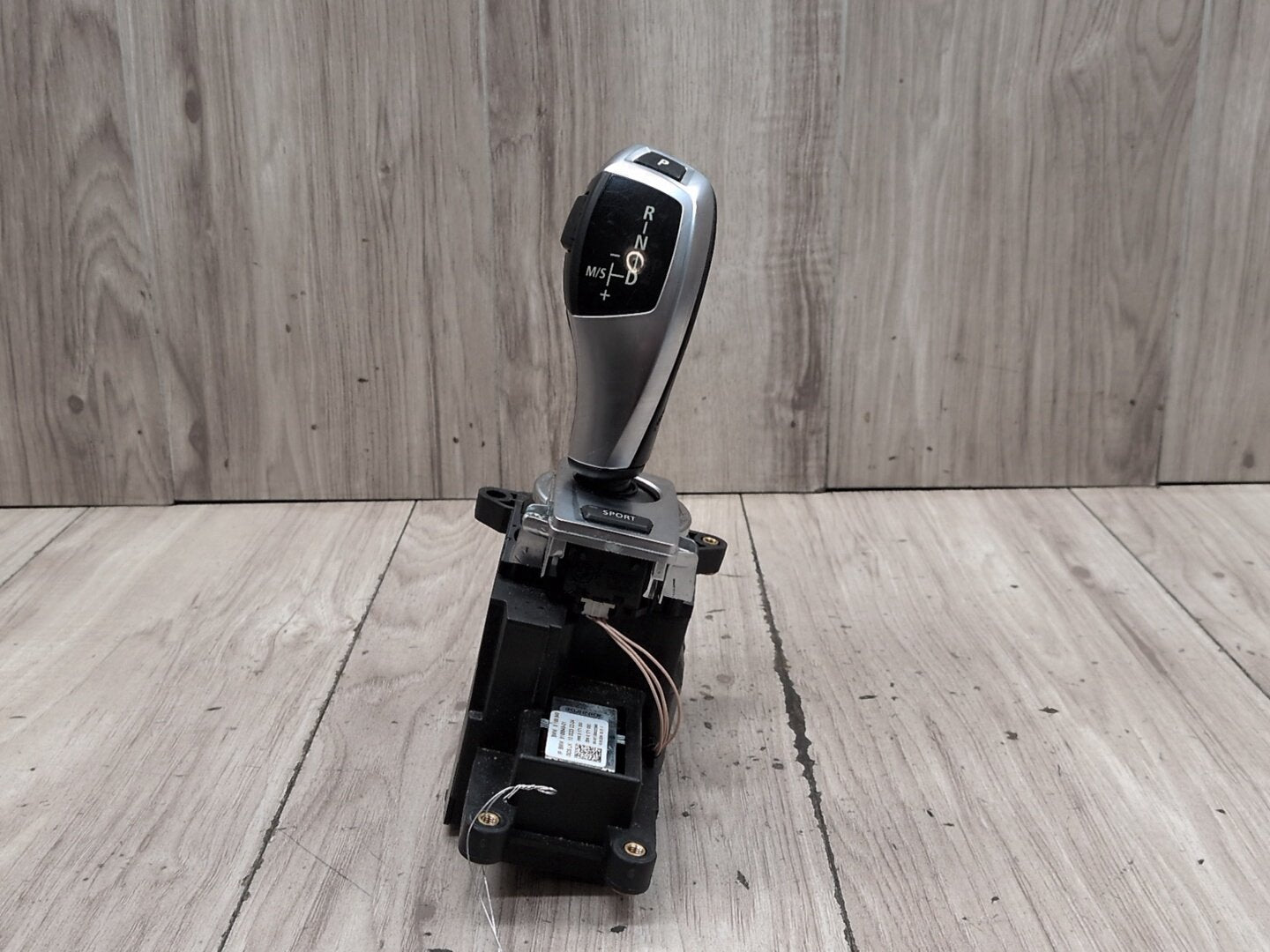 07-14 OEM BMW E70 E71 X5 X6 Auto Transmission Gear Selector Shift Knob Shifter