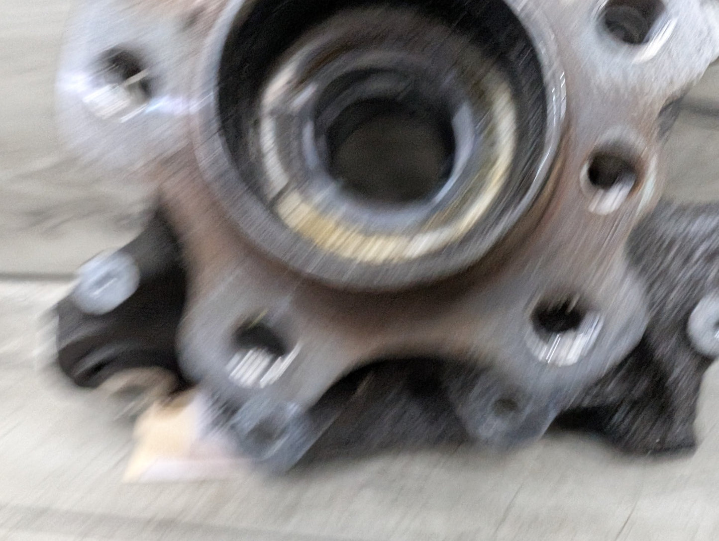 OEM BMW G01 X3 30i 30iX M40iX REAR Right Passenger Knuckle Hub Spindle Bearing