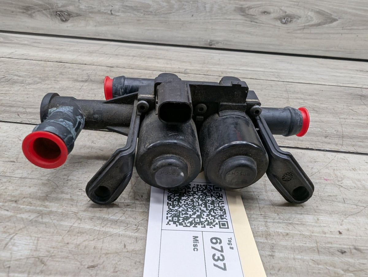 OEM BMW F01 F02 F06 F07 F10 F12 F13 M5 M6 Engine Water Heater Control Valve Pump